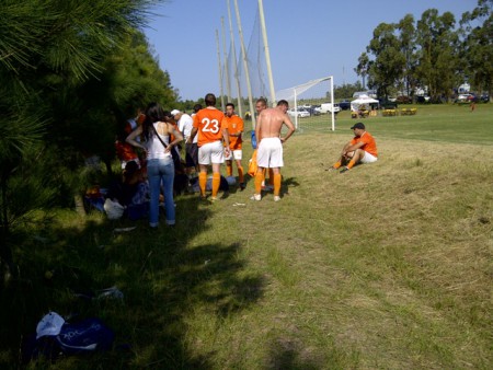 DEPORTIVO NAVAL ESPERANDO PARTIDO CONTRA BOQUENSE